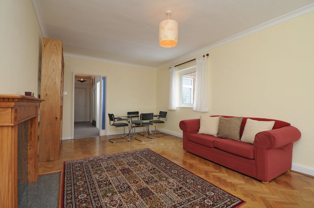 Property photo 2 of 4 Picture No. 10