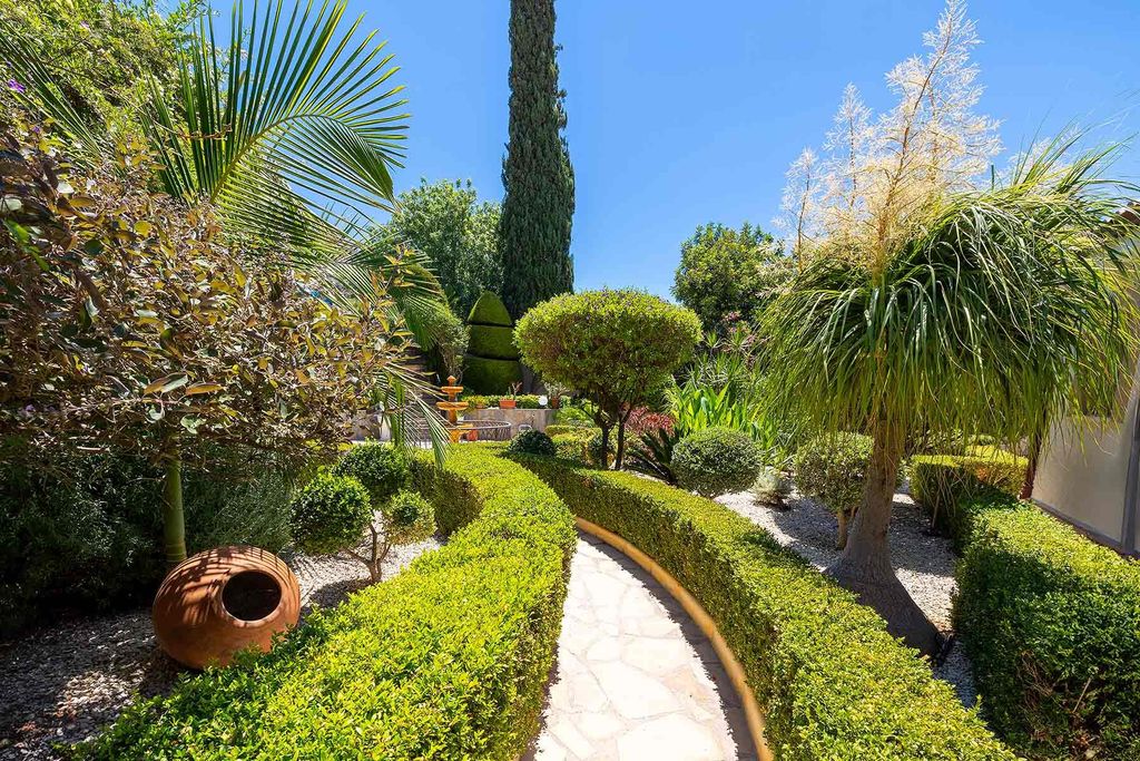 Property photo 3 of 30