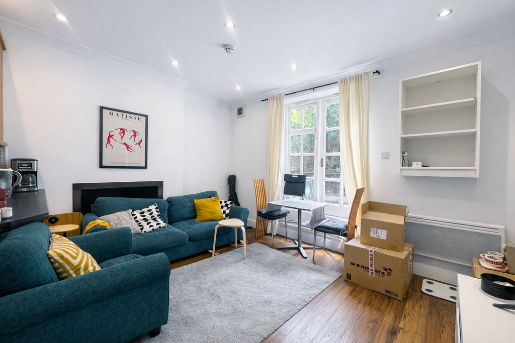 Property photo 1 of 7 1