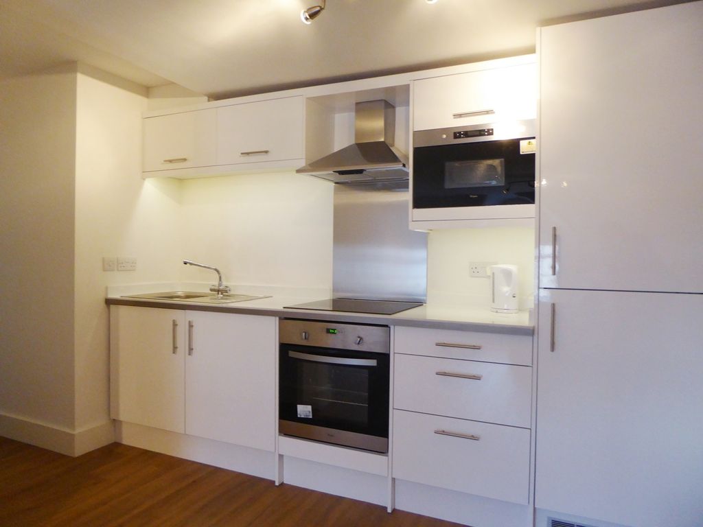 Property photo 3 of 5 Kitchen