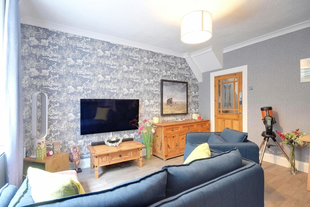 Property photo 3 of 24 Dsc_0007-Dsc_0009 (Large)