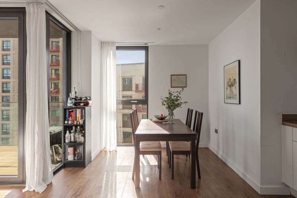 Property photo 3 of 12 094A9754