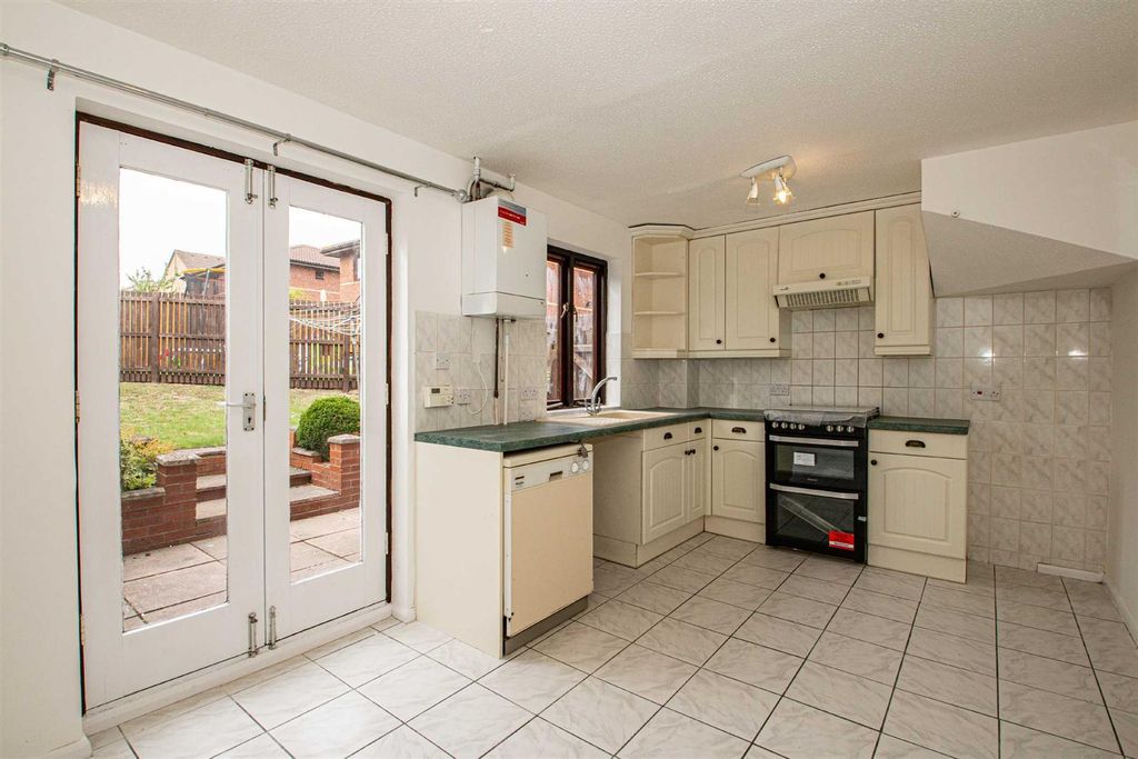 Property photo 2 of 16