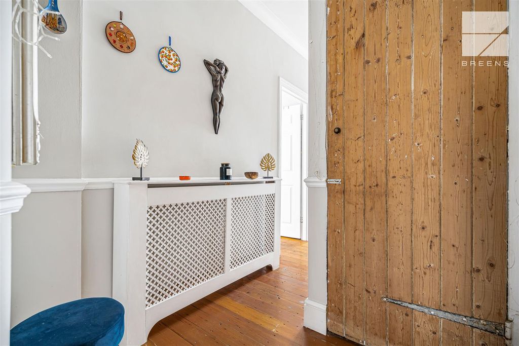 Property photo 3 of 15 6_77299_Watermarked.Jpg