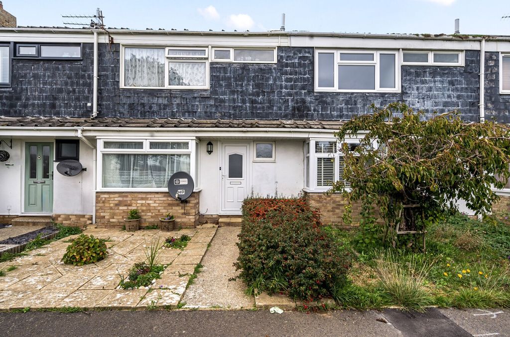 Property photo 1 of 12