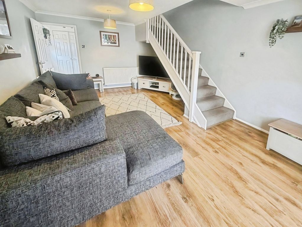 Property photo 3 of 9 Pbox-Img.Jpg