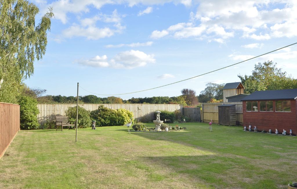 Property photo 3 of 18