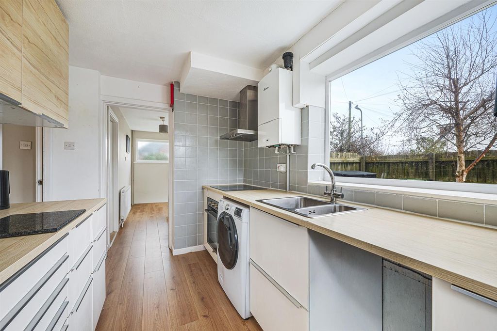 Additional image 12 of 3 bed semi-detached house for salePriory Close, Formby, Liverpool L37