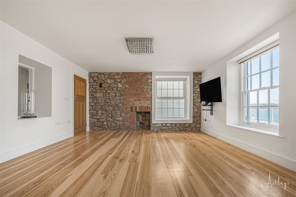 Additional image 7 of 3 bed flat for saleMumbles Road, Mumbles, Swansea SA3