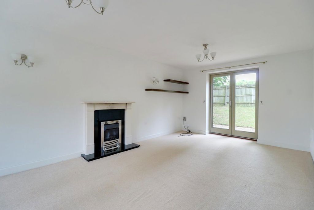 Additional image 4 of 5 bed property to rentCampbell Road, Hereford HR1