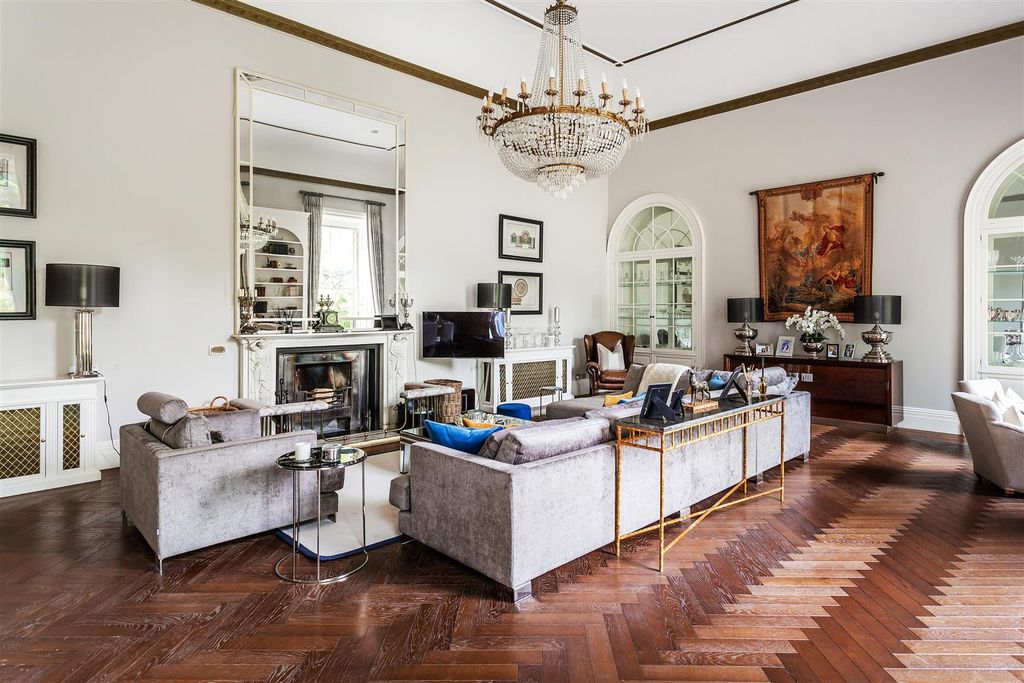 Additional image 19 of 4 bed flat for saleAlbury Park Mansion, Albury, Guildford, Surrey GU5
