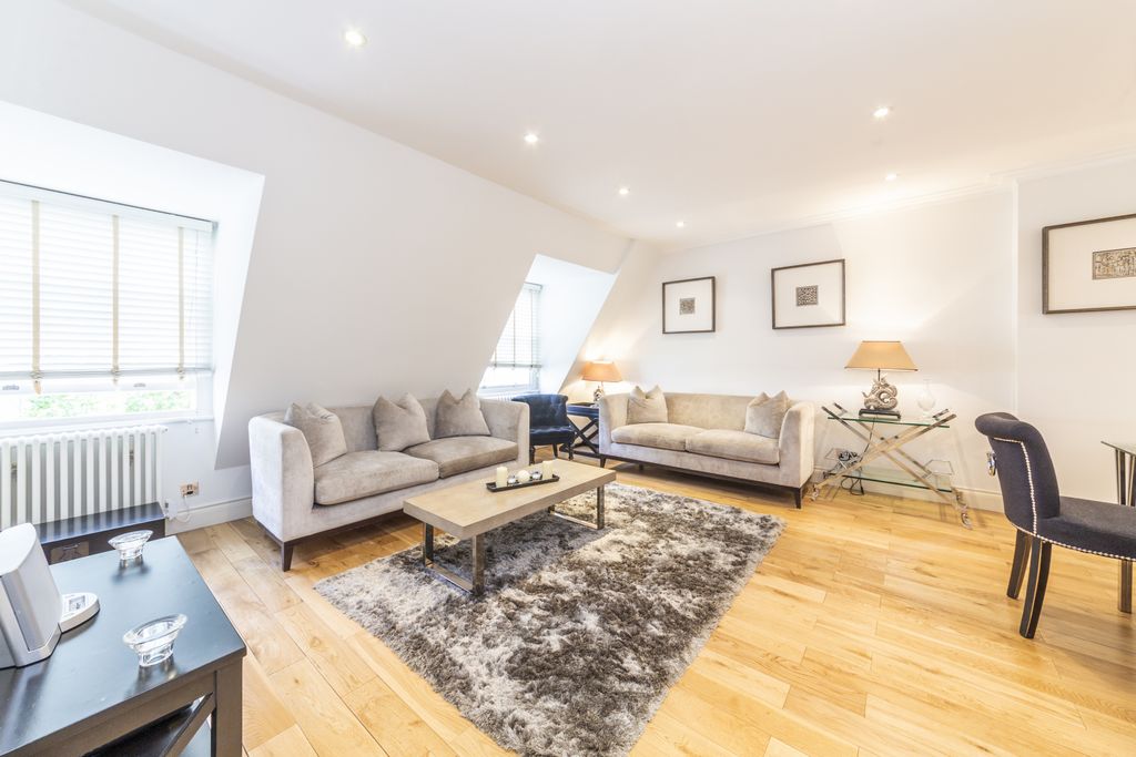Property photo 1 of 8 1 Bed Flat To Rent