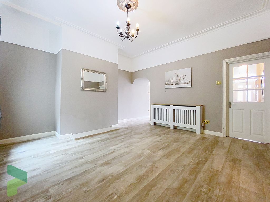 Property photo 1 of 31 Living Room Or Dining Room