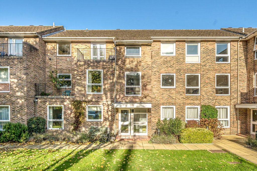 Property photo 1 of 6