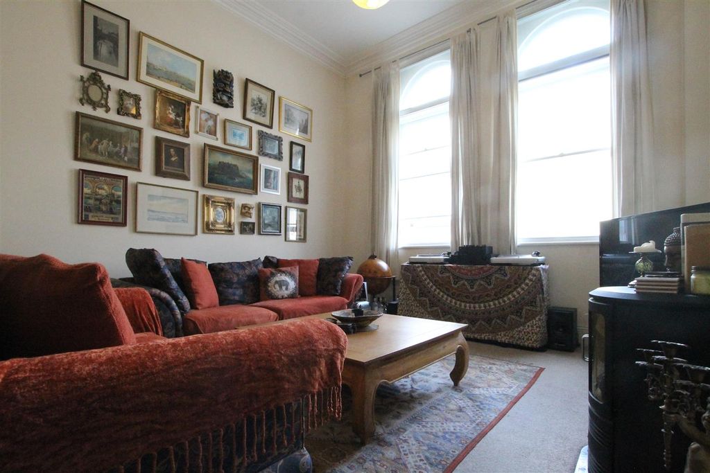 Property photo 3 of 9 8.Jpg