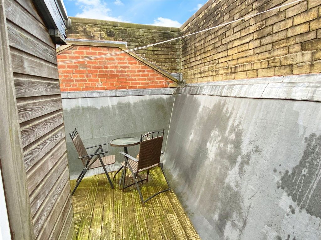 Additional image 10 of 2 bed flat for saleBradford Road, Dewsbury WF13