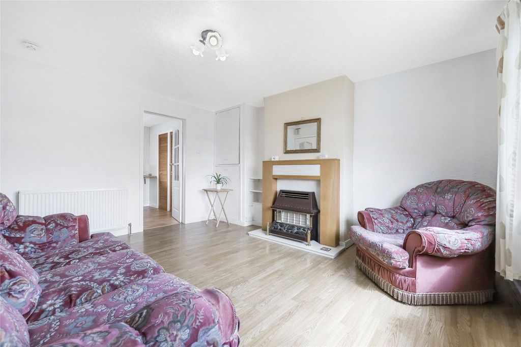Property photo 3 of 21 Picture No. 20