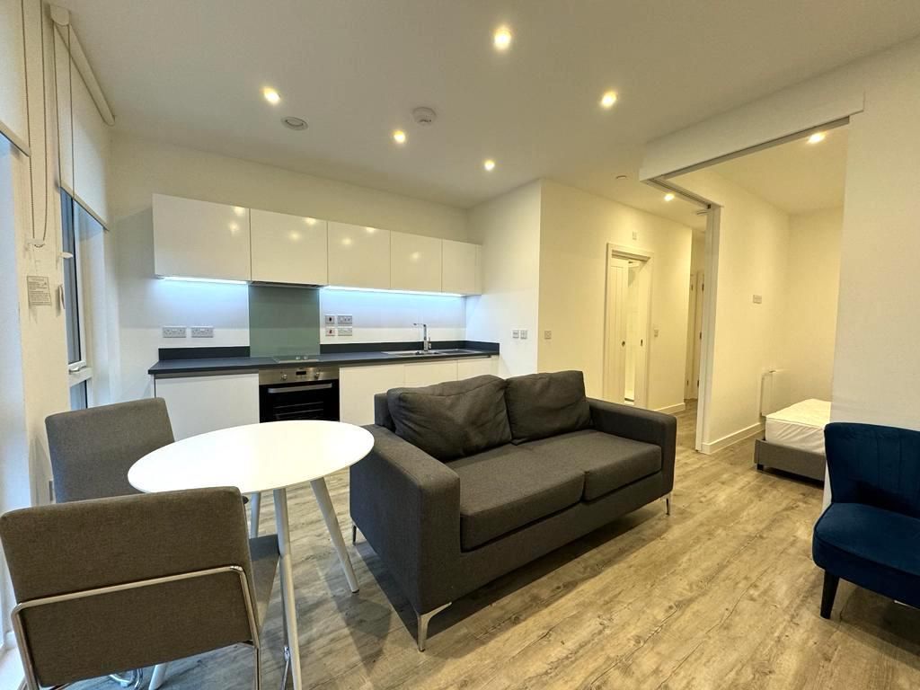 Property photo 1 of 11 Living Area.Jpeg