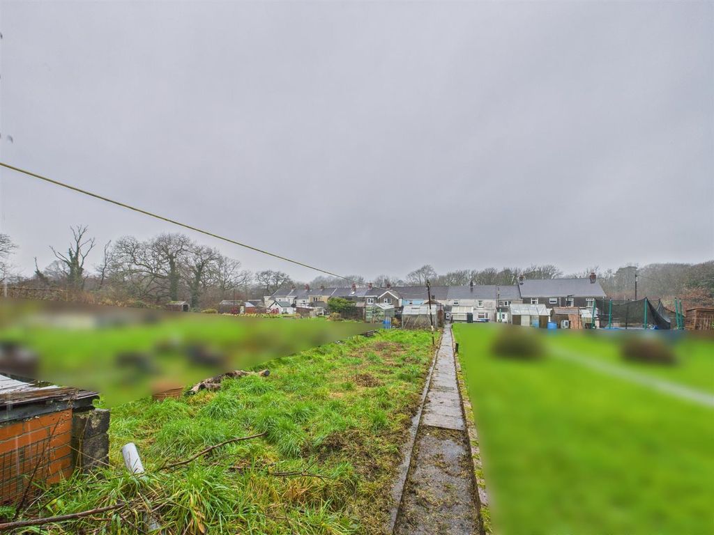 Property photo 3 of 18 Rear 2.Jpg