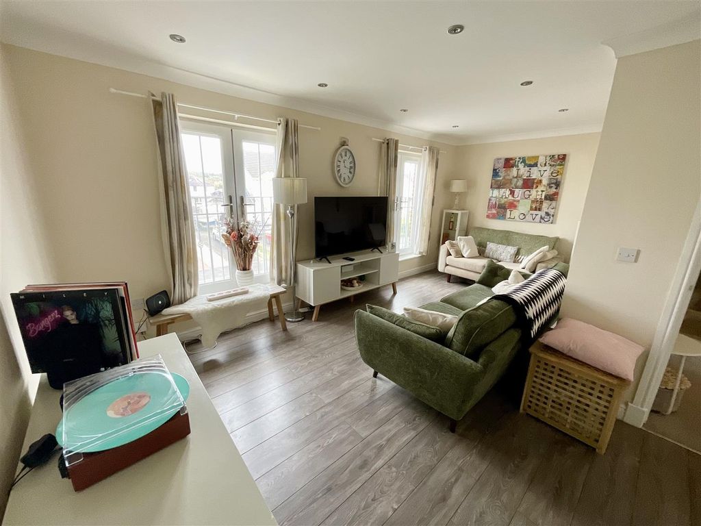 Property photo 3 of 50 Img_9881.Jpeg