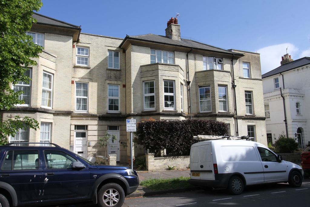 Property photo 1 of 25