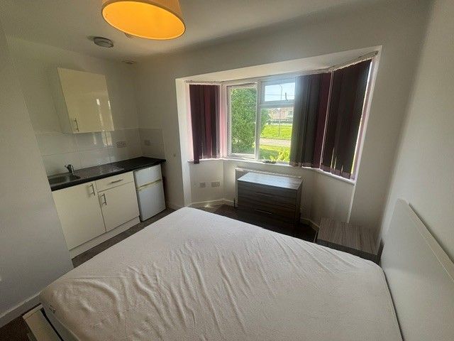 Property photo 2 of 3