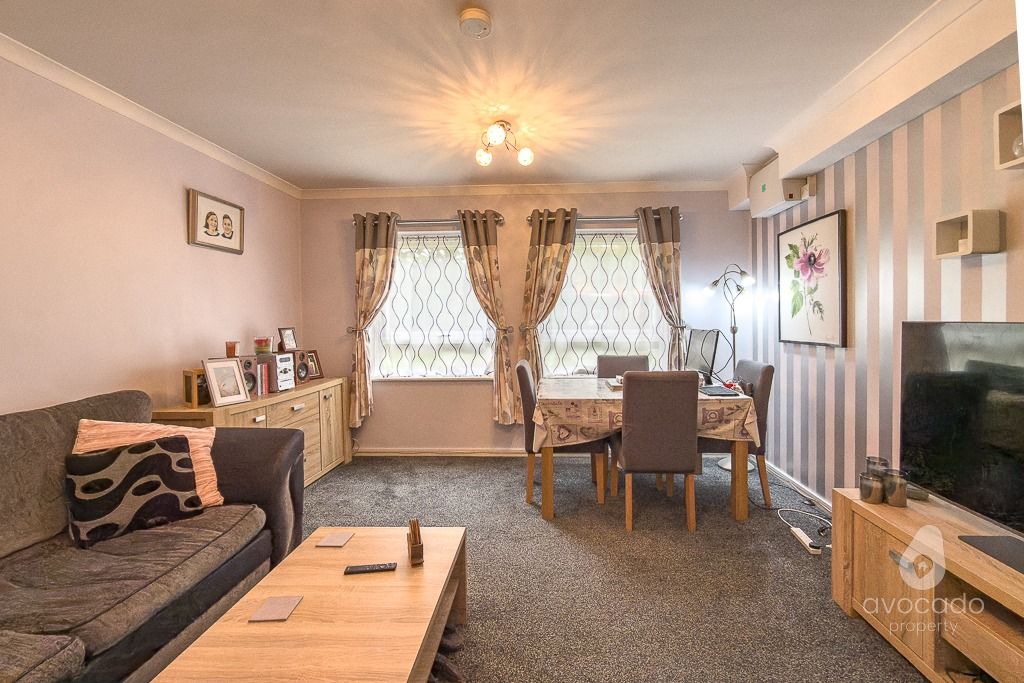 Property photo 3 of 8 5157038