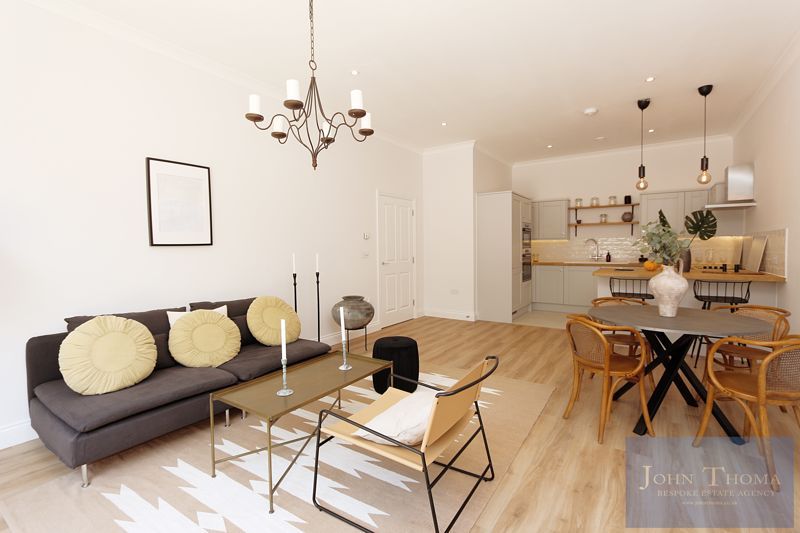 Additional image 15 of 2 bed flat to rentThe Canopy, Lambourne Road, Chigwell IG7