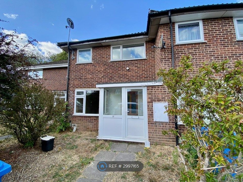 Property photo 2 of 8