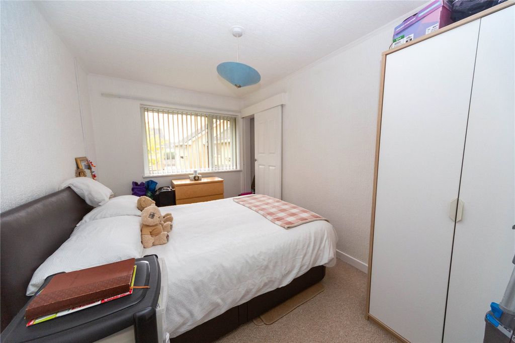 Property photo 3 of 6 Picture No. 02