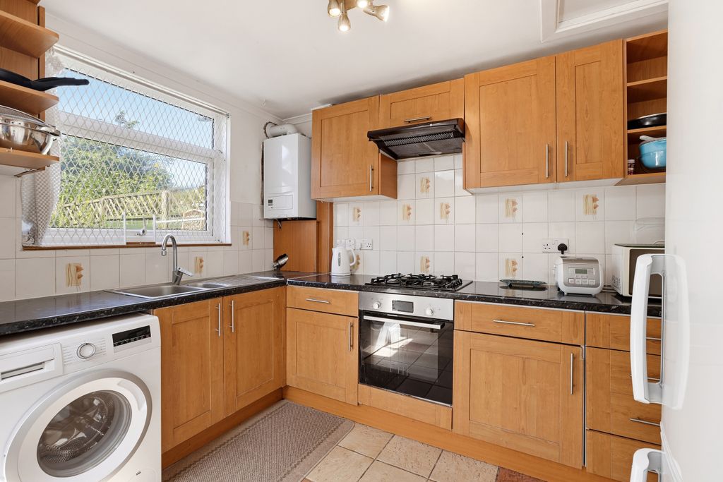 Property photo 2 of 13 Kitchen