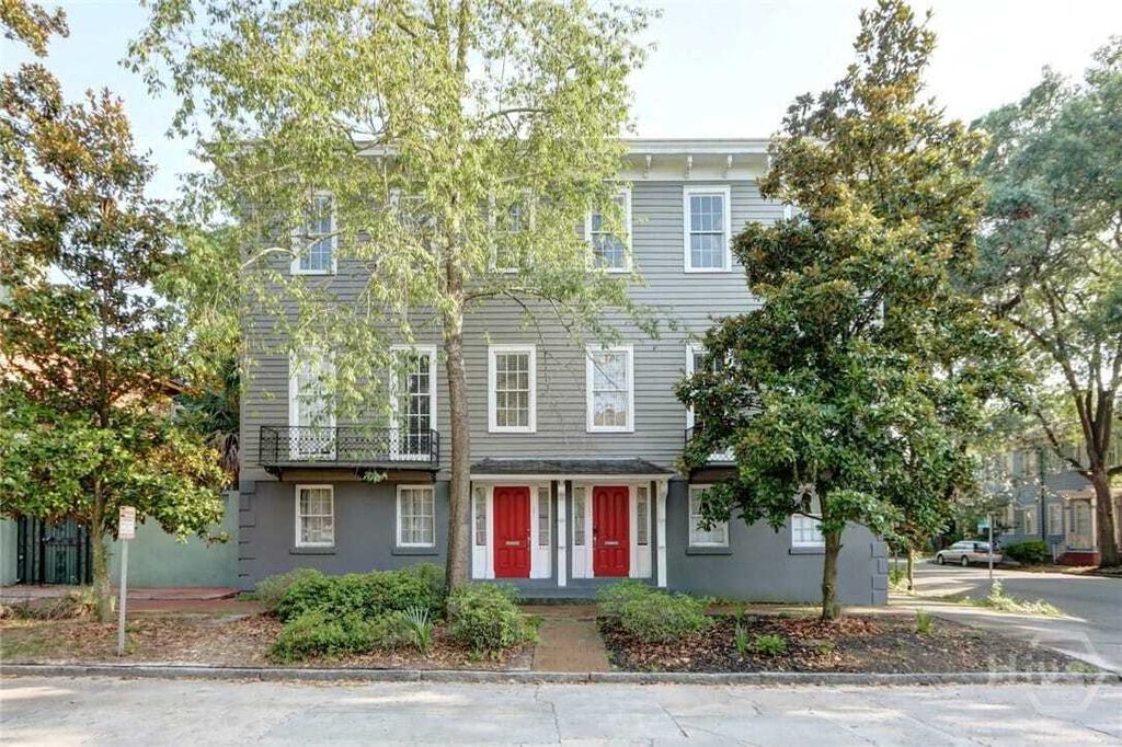 Property photo 1 of 31