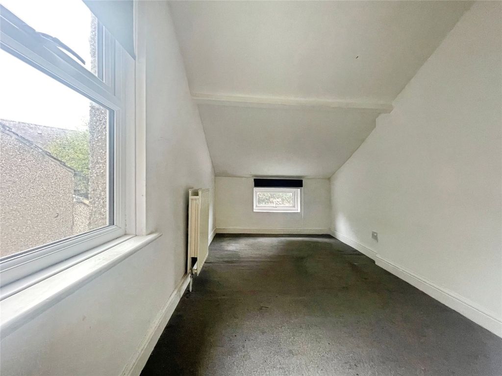 Property photo 3 of 9 Picture No. 06