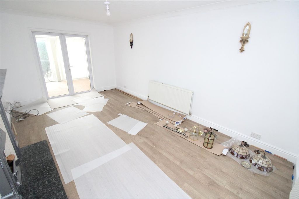 Property photo 2 of 16 Img_5460.Jpg