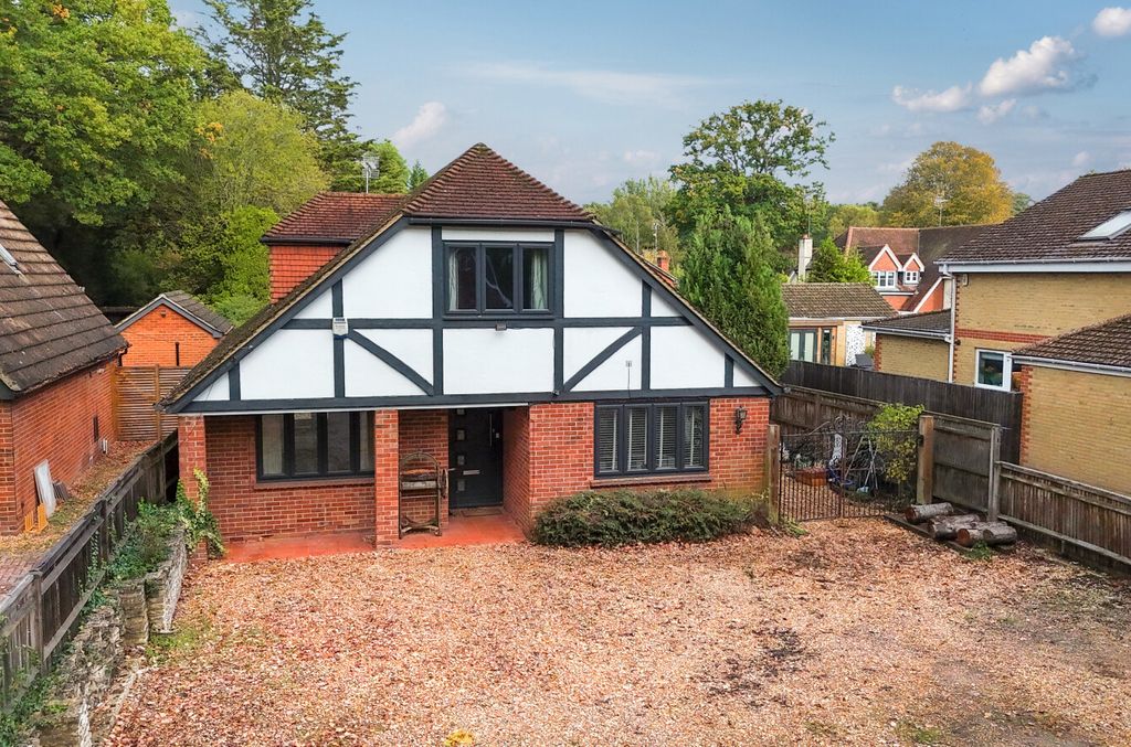 Property photo 1 of 38 1-6Ad8E30015594-1...