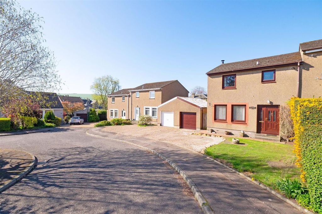 Additional image 34 of 3 bed semi-detached house for sale48 Eden Park, Cupar KY15
