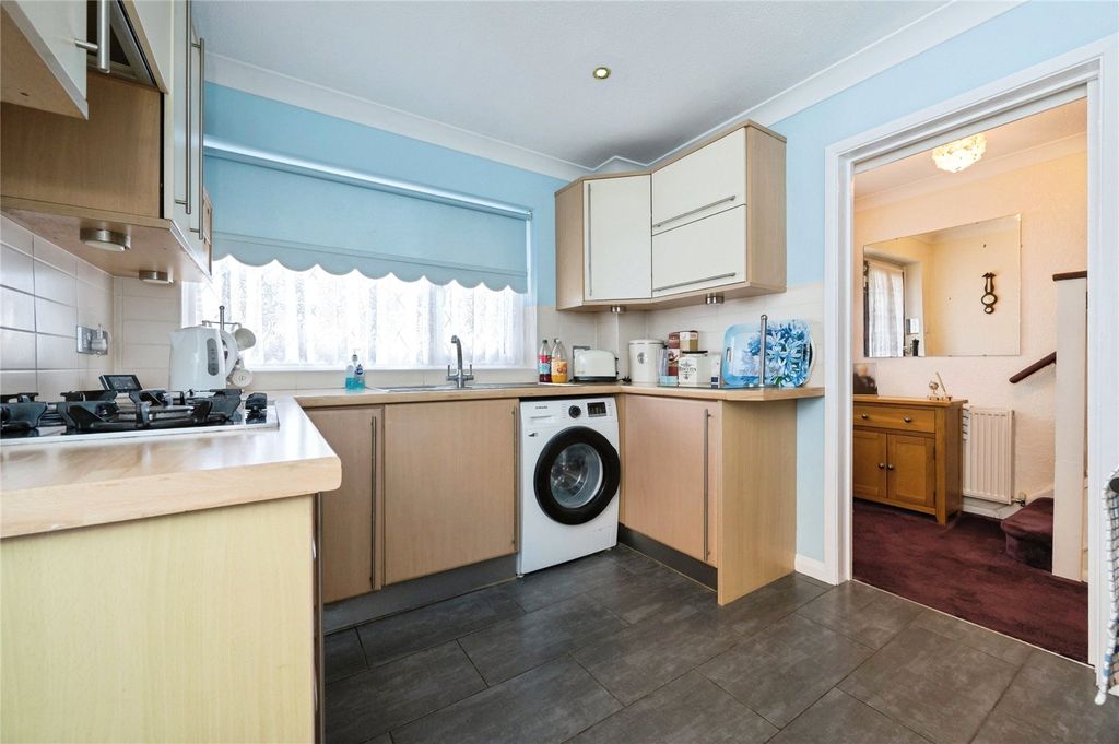 Property photo 3 of 13 Picture No. 33