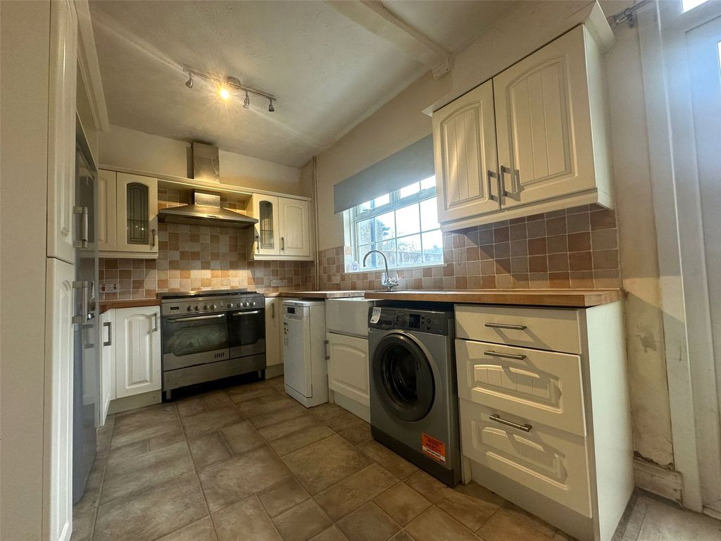 Property photo 3 of 18 Picture No. 27