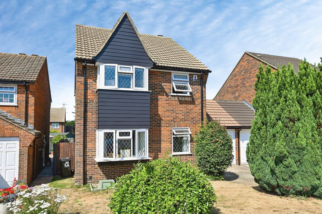 Property photo 1 of 19