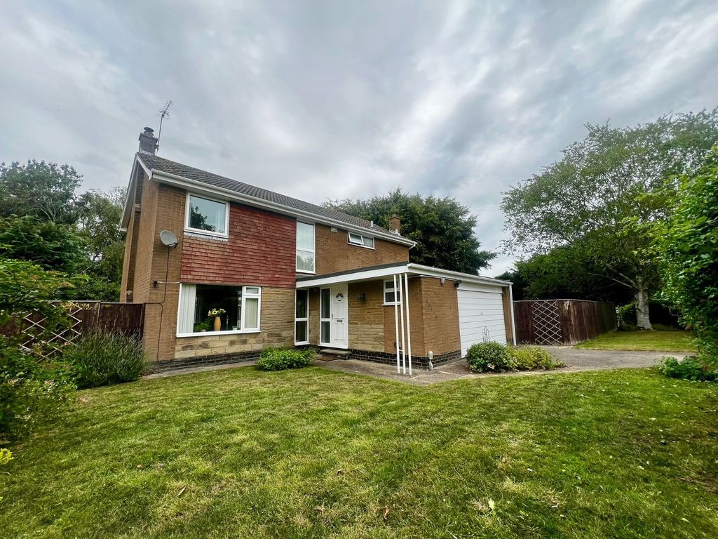 Property photo 1 of 11 External