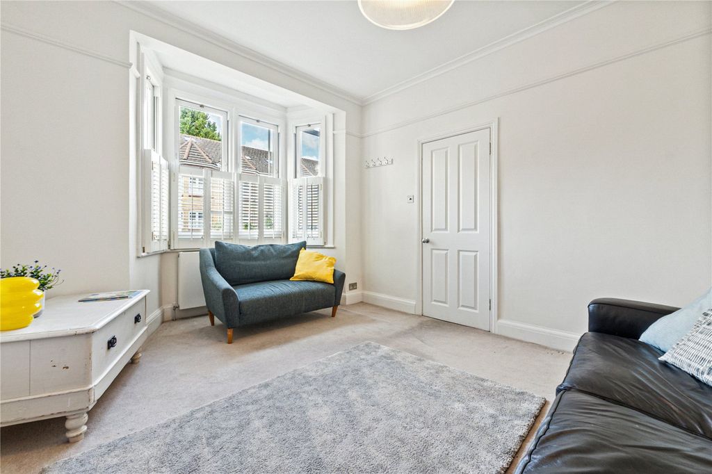 Property photo 3 of 12 Picture No. 24