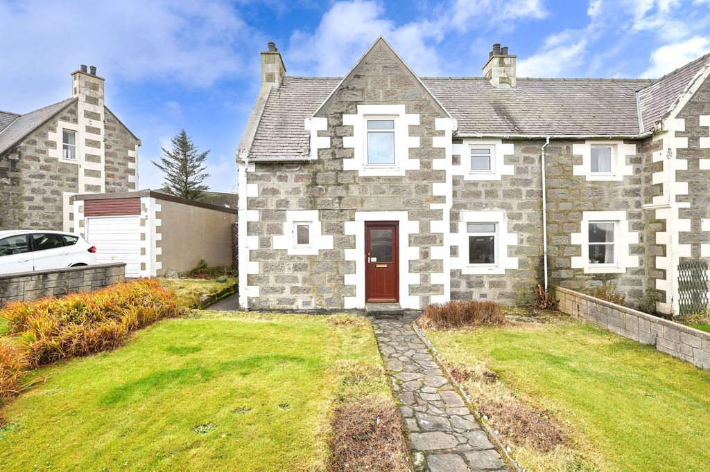 Property photo 1 of 36