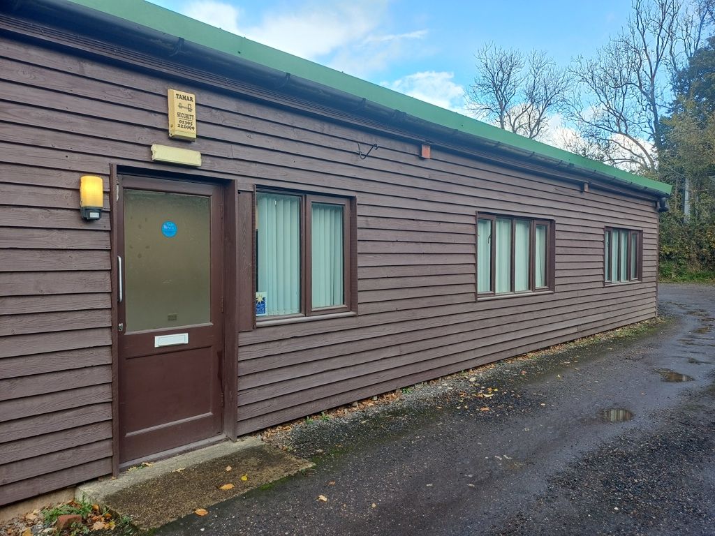 Property photo 1 of 17 Photo 17