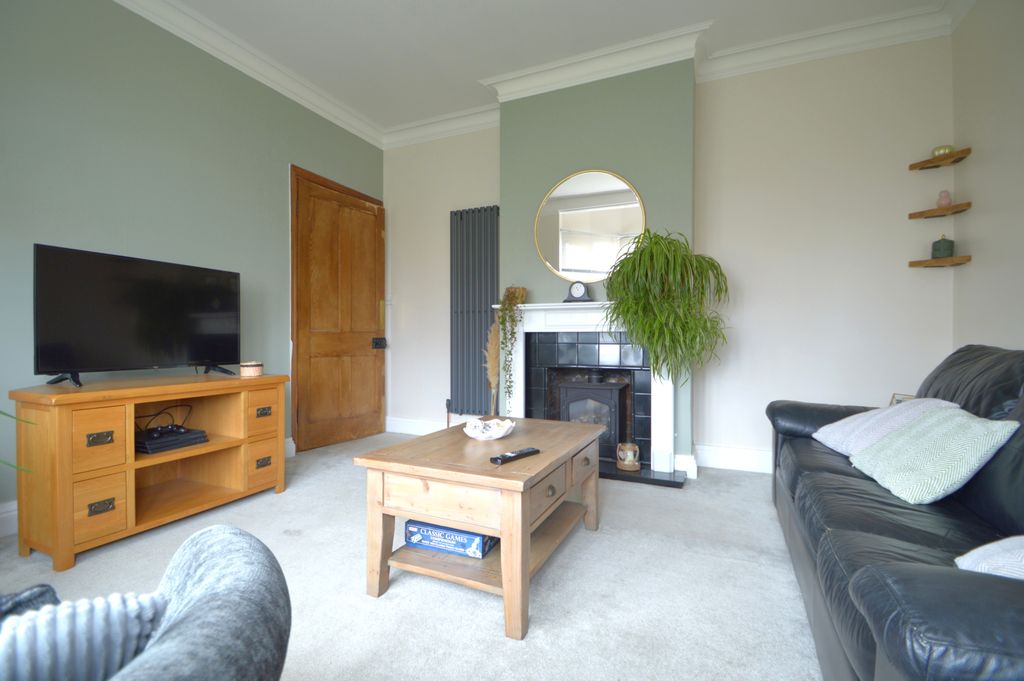 Property photo 2 of 24