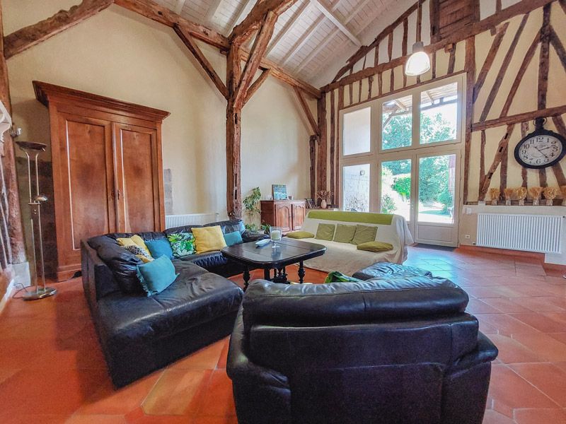 Property photo 3 of 31