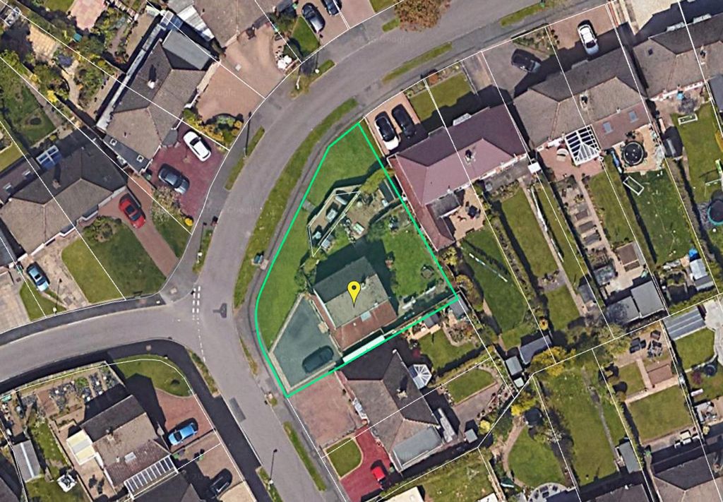 Property photo 2 of 21