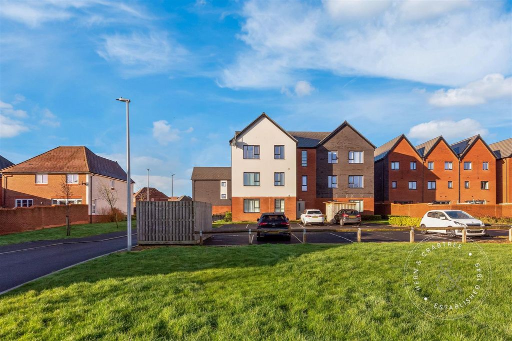 Property photo 2 of 24 Heol-Nant-Glandulas-23.Jpg