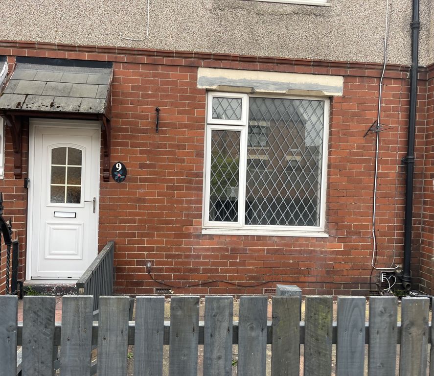 Property photo 2 of 9 Gallery