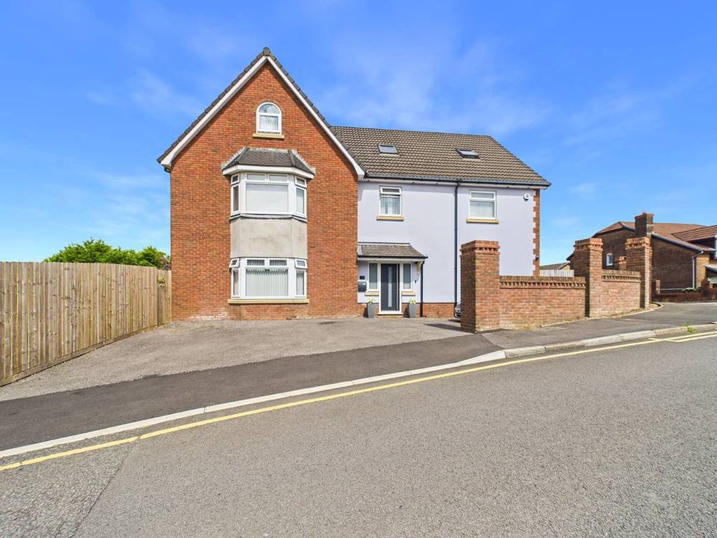 Property photo 1 of 39
