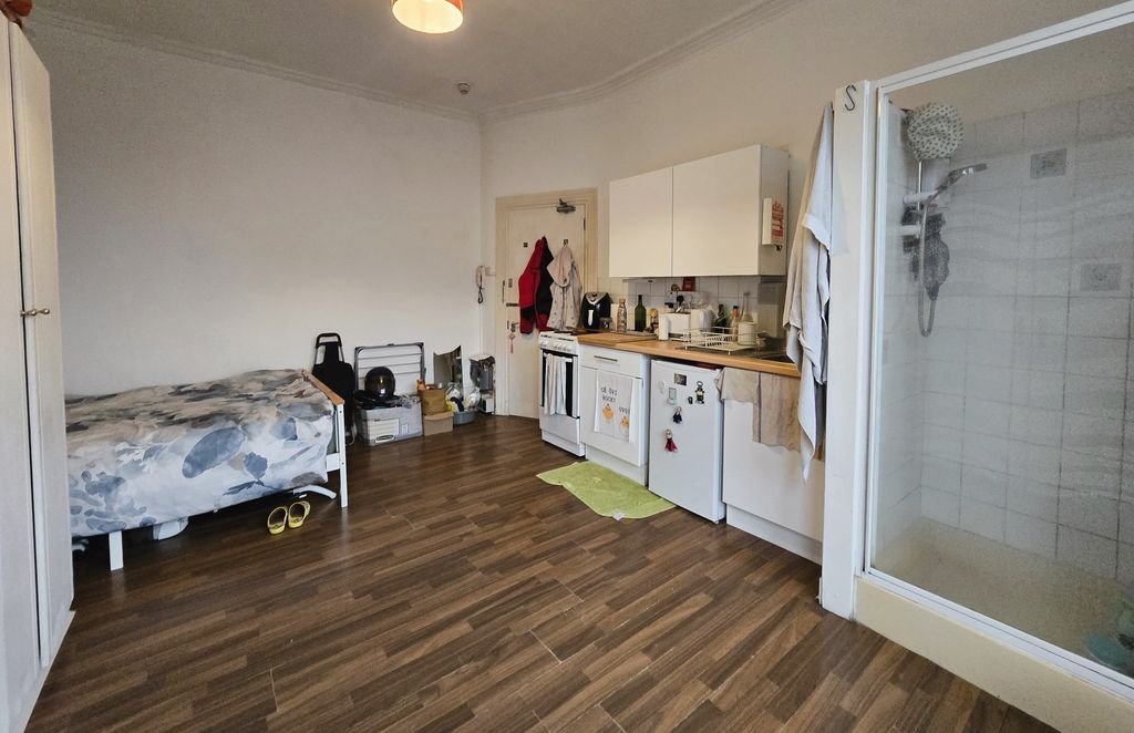 Property photo 2 of 4